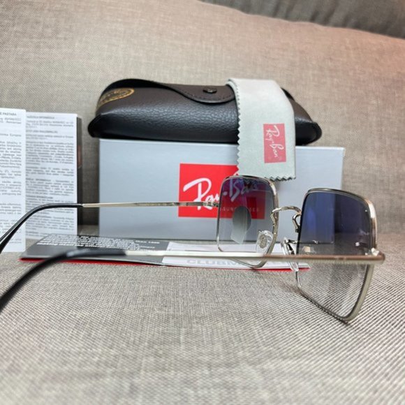 RAY-BAN Rectangular 1971 - Picture 2 of 2
